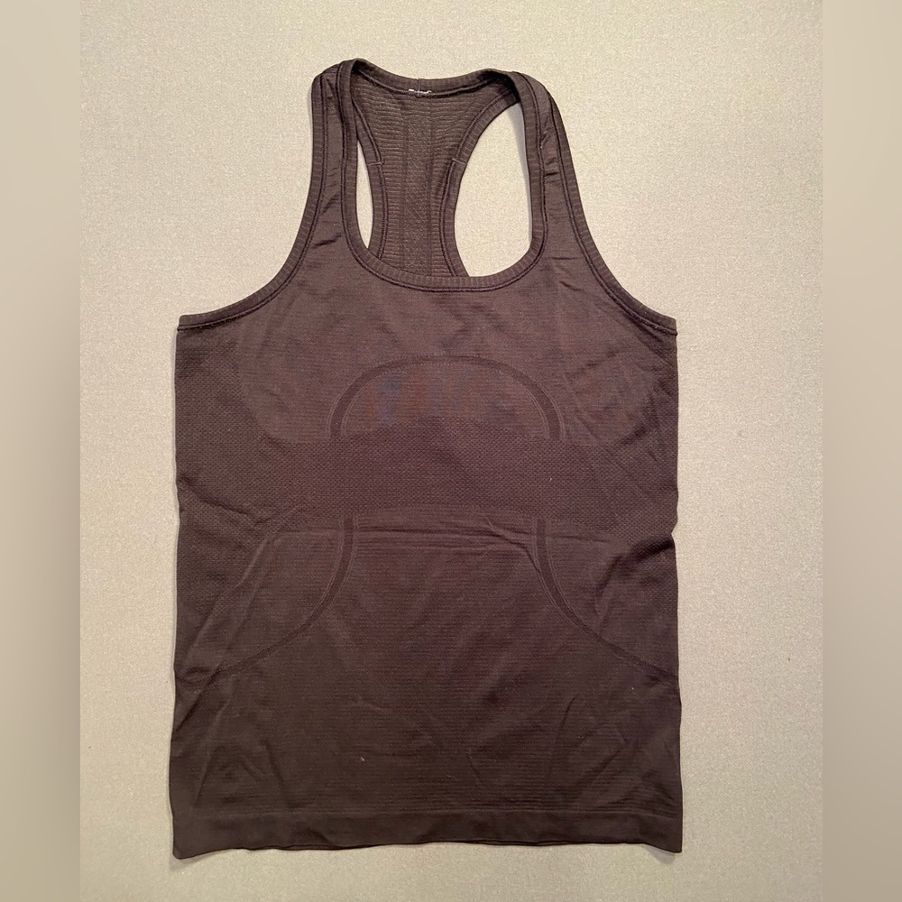Lululemon Racerback Tank Top,‎ black, size 8